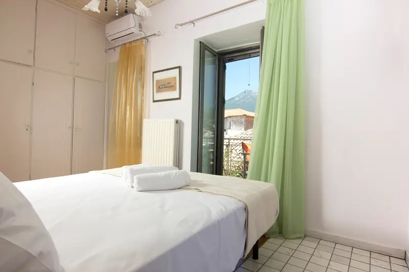 Aqua Vista Peloponez - Casă din Piatră pe Malul Mării în Agios Nikolaos – 10