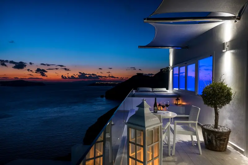 Aqua Vista Santorini - Cave Suite with Private Indoor Pool near Fira – 9