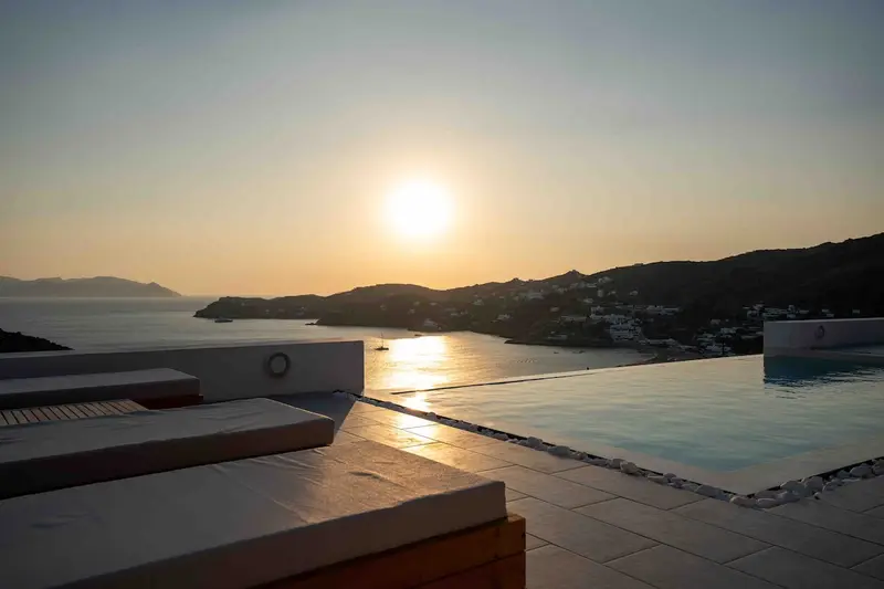Aqua Vista Ios - Cycladic House with Shared Infinity Pool at Mylopotas – 3