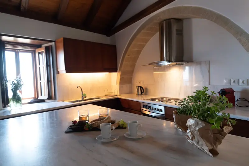 Aqua Vista Peloponez - Casă din Piatră cu Terasă cu Vedere la Mare în Monemvasia – 3