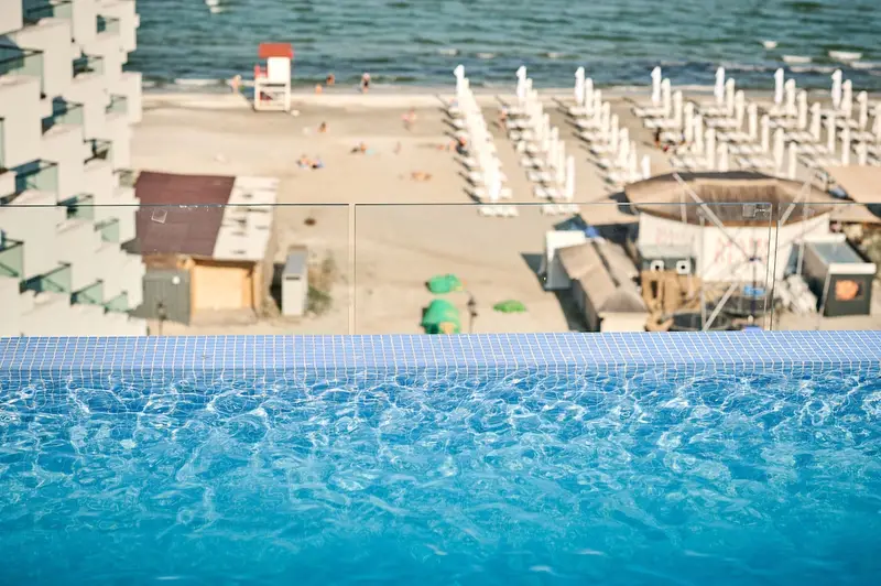 Laguna Breeze Apartment in Infinity Spa & Pool – 32