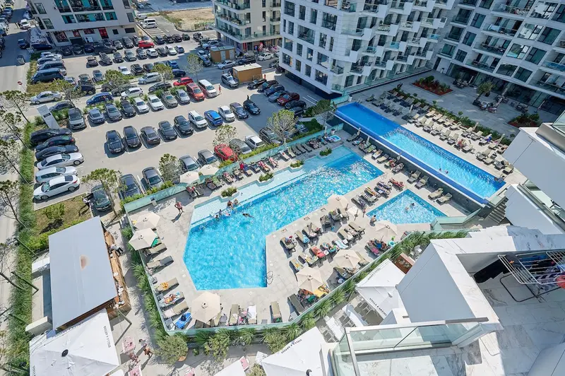 Beach Bliss Apartment in Infinity Beach Resort parking – 61