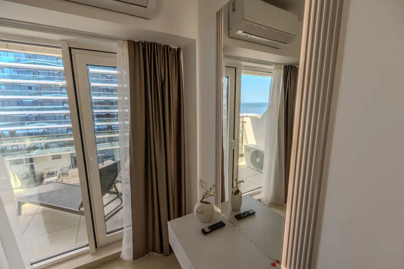 AC-422-Wraith Collection (102 SQM 2BD Family Sea View) – 27