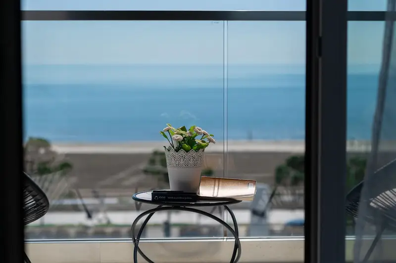 Amazing Sea View Apartment in Infinity pools n spa – 20