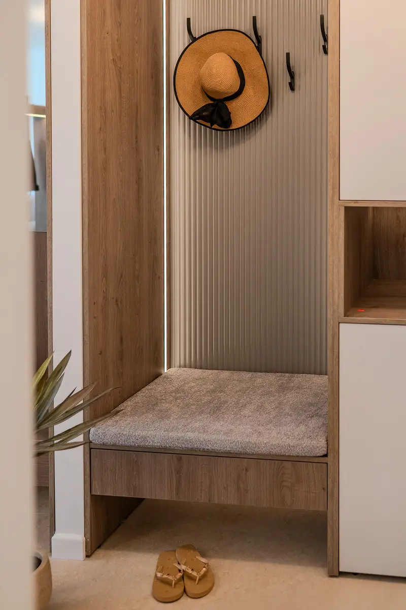 AC-425-Spectre Collection (60 SQM Studio Sea View) – 25