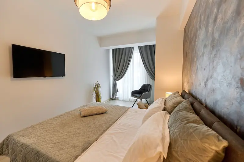 Infinity Breezes Apartment Beach Resort - parking – 27