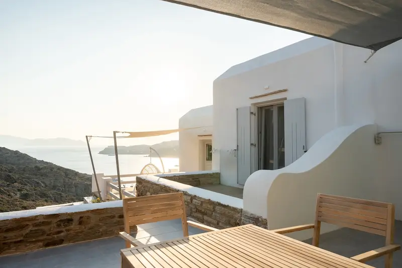 Aqua Vista Ios - Cycladic House with Shared Infinity Pool at Mylopotas – 2