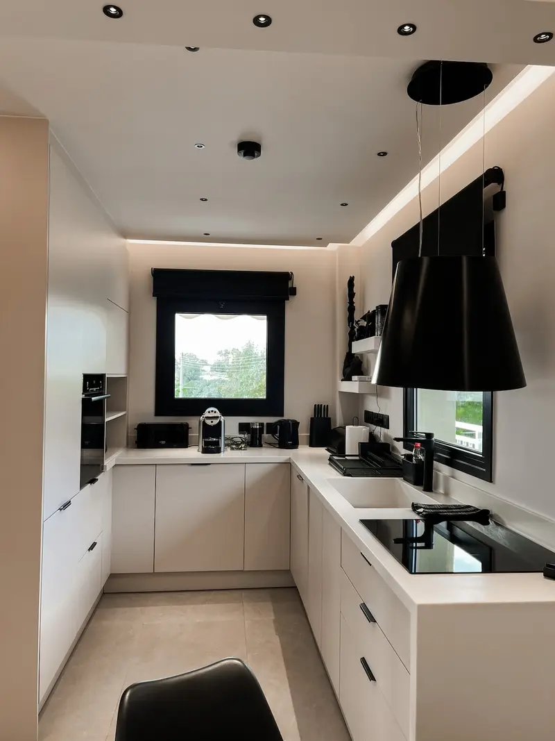 Aqua Vista Lagonisi Luxury 2BR by the Sea – 4