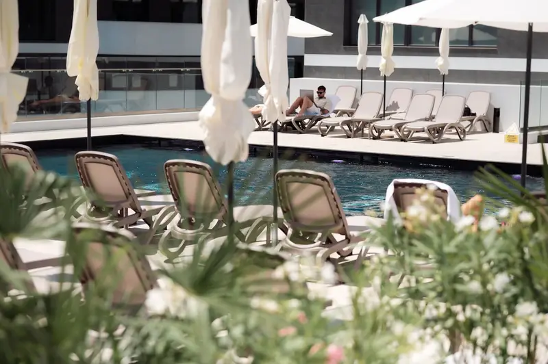 Retreat84 Apartment in Odyssey Spa Pools Parking – 39