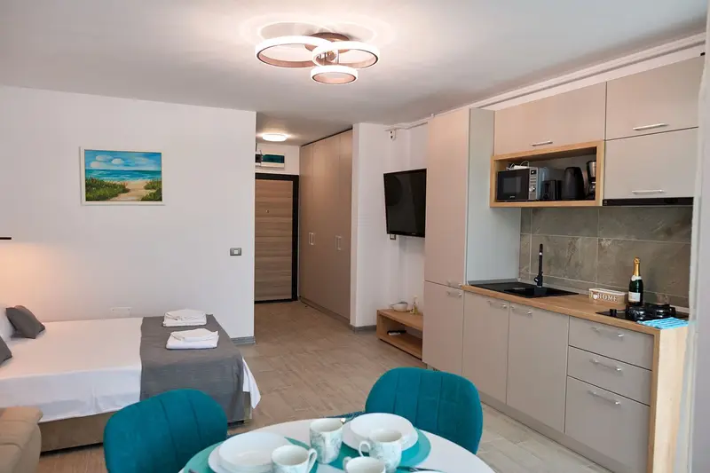 Studio Capri Spa n Pool Beach resort – 3