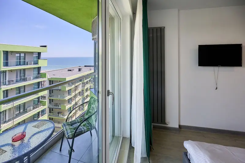 Top Floor Sea View Apartment Spa n Pools – 31
