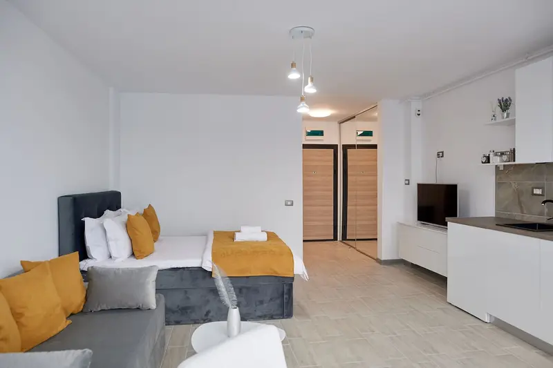Sunrise King Studio Spa n Pool Beach resort – 13