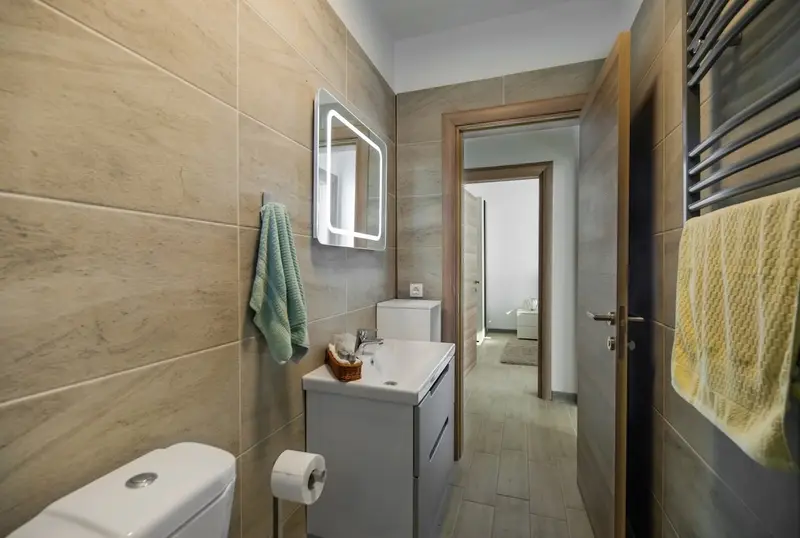 Mamaia Vice SeaView 2 bedroom Spa n Pool Beach resort – 21