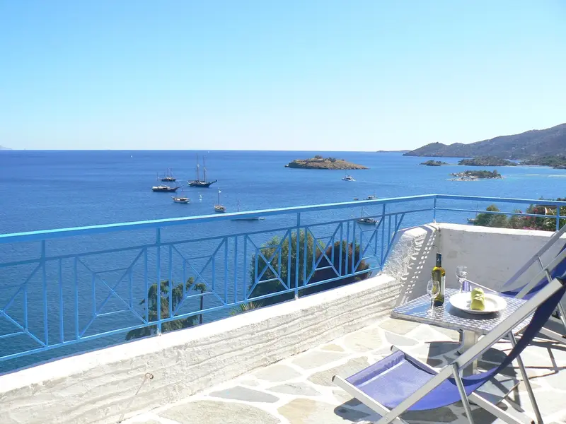Aqua Vista Poros - Apartament cu Vedere Panoramică la Mare și Grădină – 2