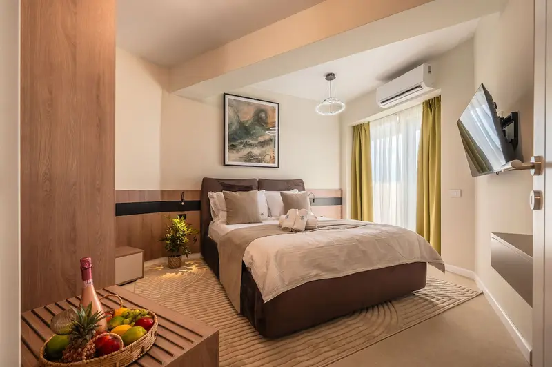 AC-805-Corniche Collection (151 SQM 2BD Corner View) – 7