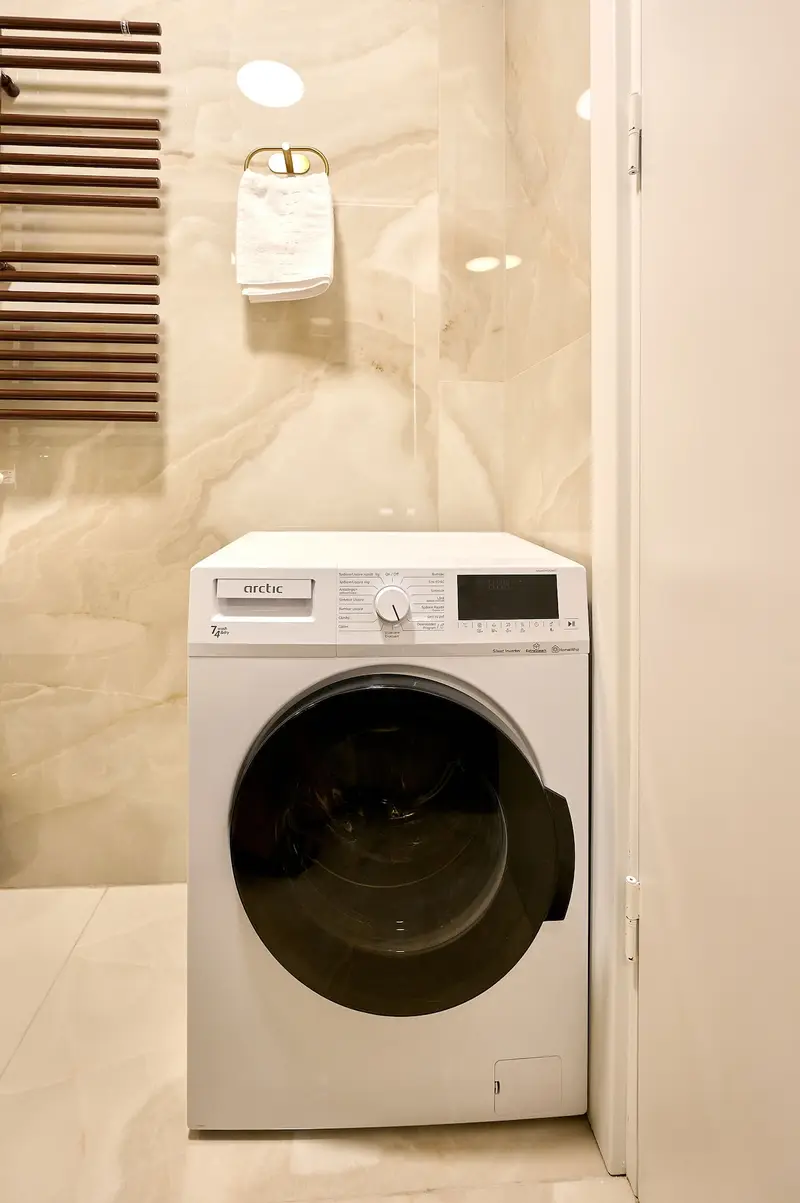 Beach Bliss Apartment in Infinity Beach Resort parking – 12