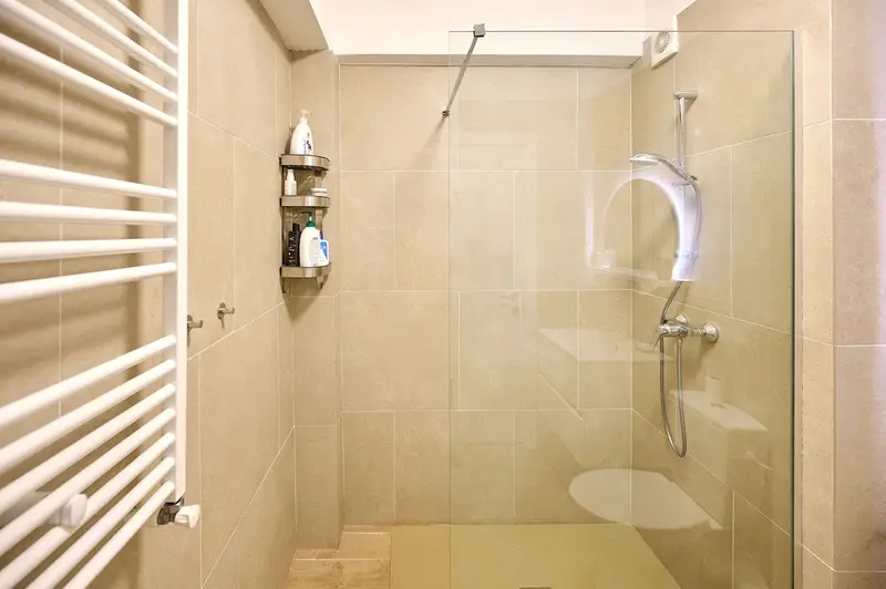 Infinity Breezes Apartment Beach Resort - parking – 46