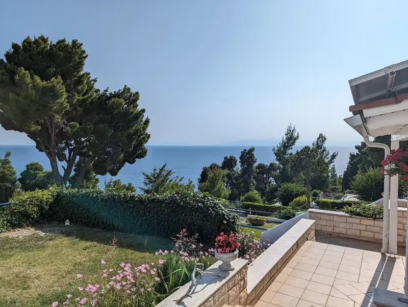 Aqua Vista Kassandra - Casă în Pădure de Pini cu Lift spre Plajă în Siviri, Siviri