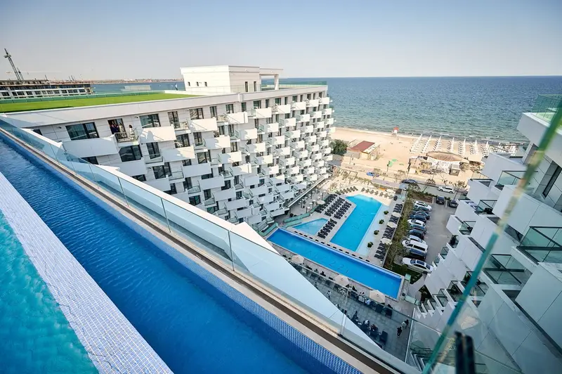 Infinity Summer Crib Beach Resort - parking – 4