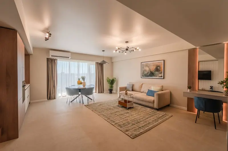 AC-634-Silver Shadow Collection (89 SQM 1BD City View) – 9