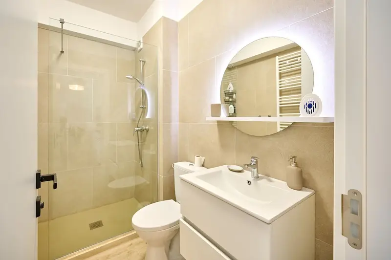 Infinity Breezes Apartment Beach Resort - parking – 25