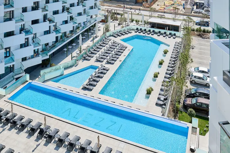 Summer Infinity Apartment Beach Resort – 11