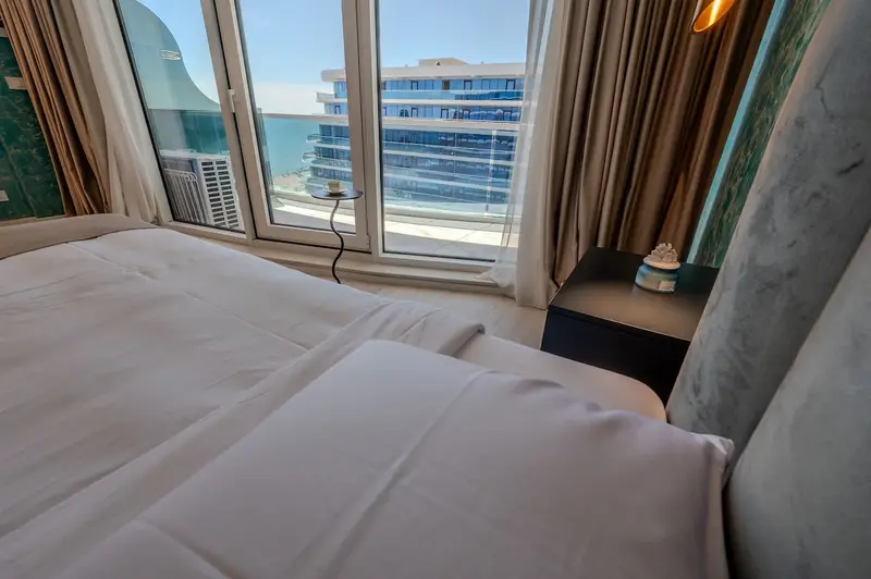 White Titanic Blue sea view Studio parking – 63