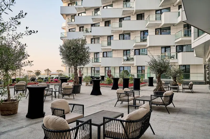 Wave n’ Sea Apartment in Infinity Beach Resort - parking – 2