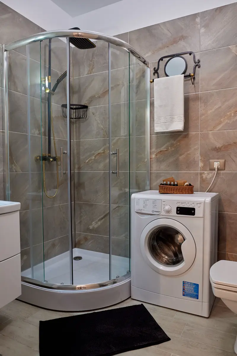 Blue Aqua Studio Spa n Pool Alezzi – 12