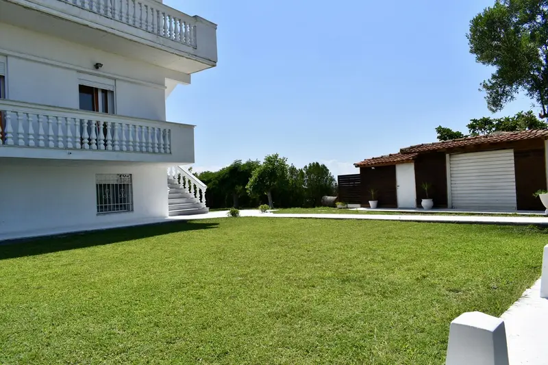 Aqua Vista Halkidiki - Six-Bedroom Villa with Private Pool near Nea Irakleia – 8