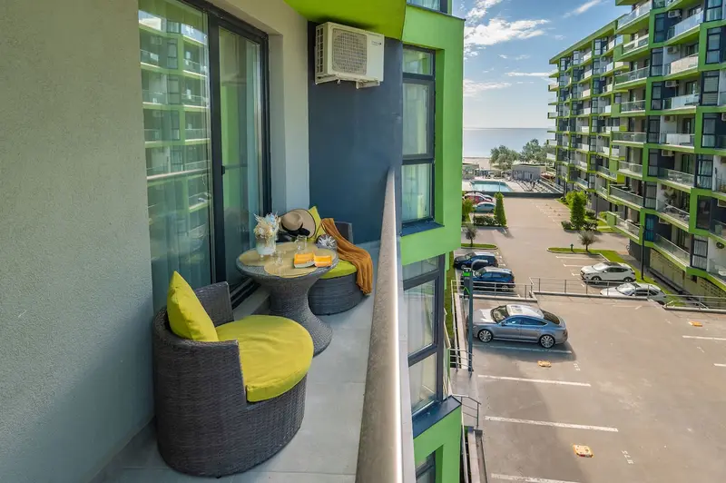Endless Summer Suites 64 Pools Spa Parking Resort – 33