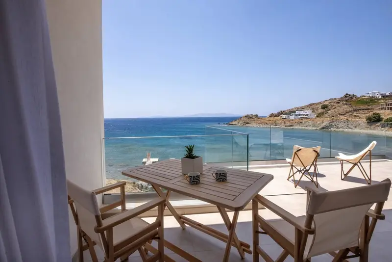 Aqua Vista Tinos - Apartament pe Malul Mării cu Balcon cu Vedere la Mare lângă Chora, Chora