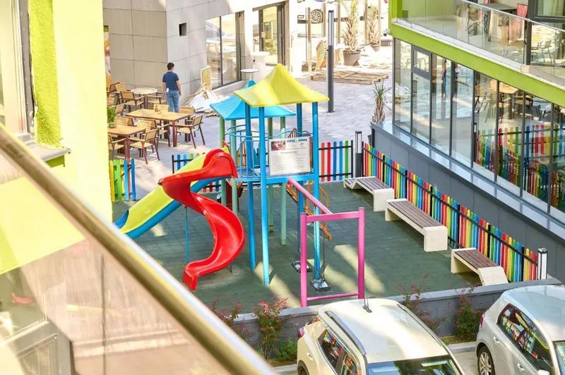 Blue Bamboo Apartment Spa Pools Resort and Parking – 18