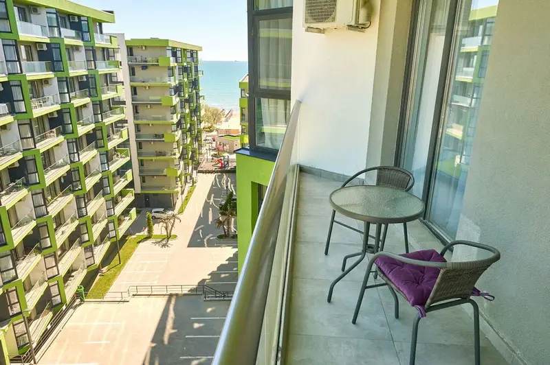 Vegas sea view Apartment - Spa Pools resort, Alezzi Beach Resort