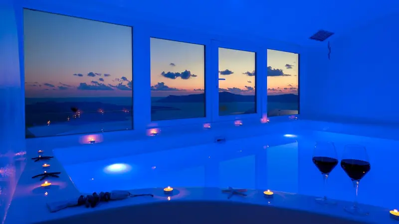 Aqua Vista Santorini - Cave Suite with Private Indoor Pool near Fira – 7