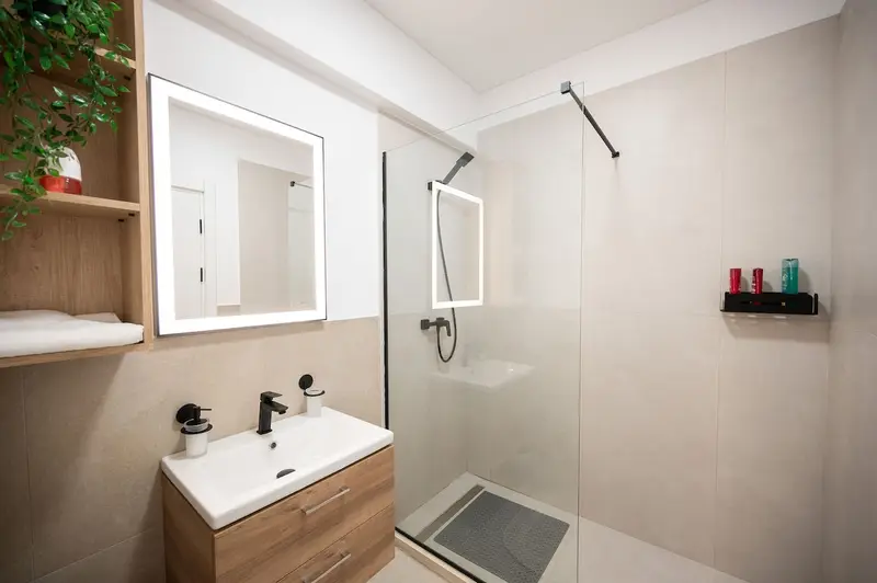 Velvet Breeze in Odyssey Pools Spa and Parking – 7