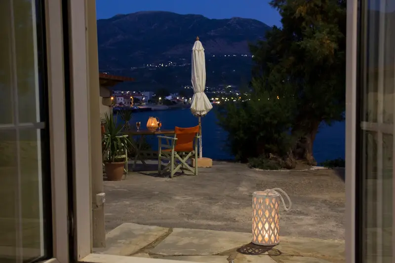 Aqua Vista Peloponez - Casă din Piatră pe Malul Mării în Agios Nikolaos – 5