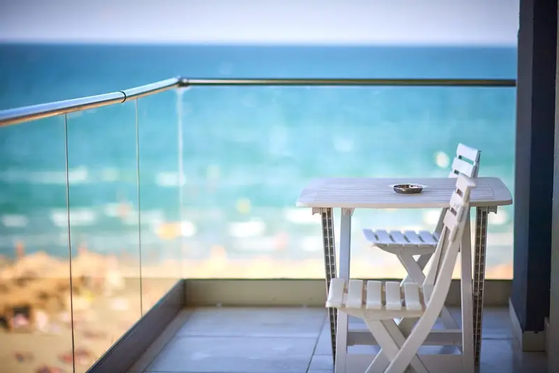Paradise Sea View 2BD apt Spa n Pools beach resort, Alezzi Beach Resort