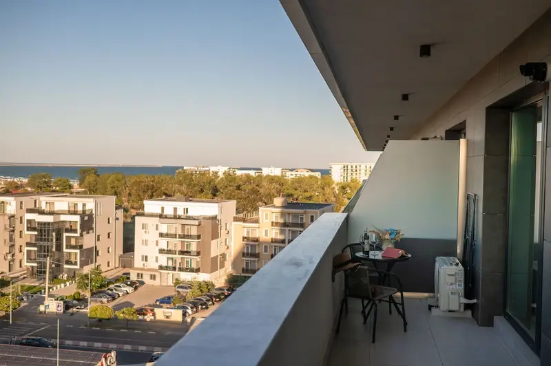 Mazi apartment in Odyssey Spa pool resort-parking – 24