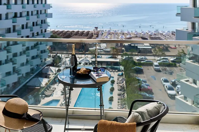Infinity Panoramic Studio Beach Resort - parking – 50