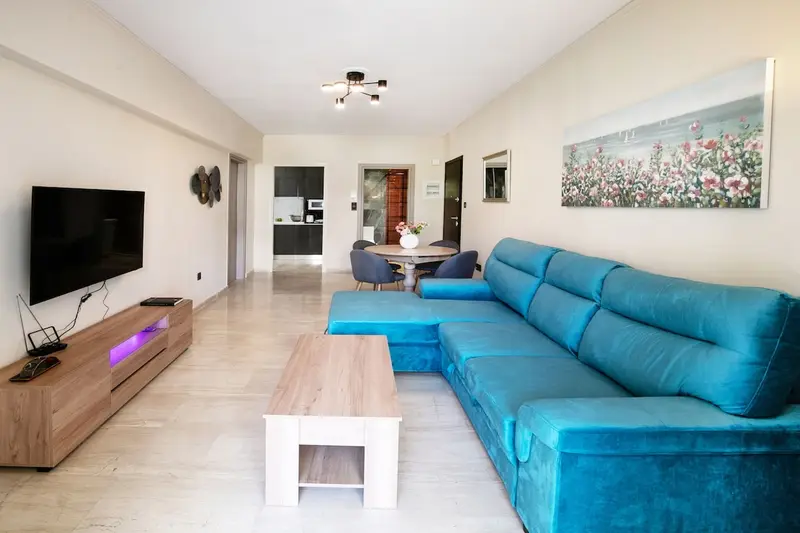 Aqua Vista Varkiza Modern Apartment – 8