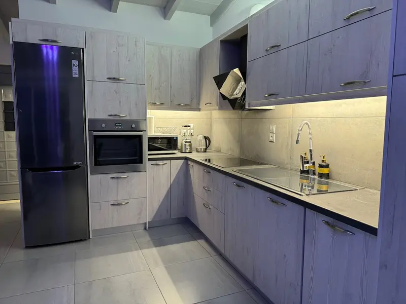 Aqua Vista 180° Sea View Apartment – 6