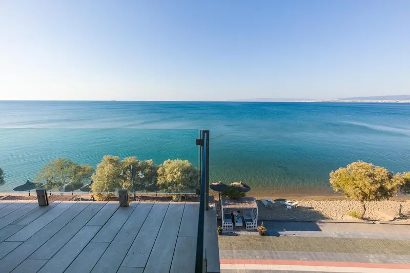 Aqua Vista Salonic - Apartament pe Plajă cu Vedere la Mare de 180° în Peraia – 9