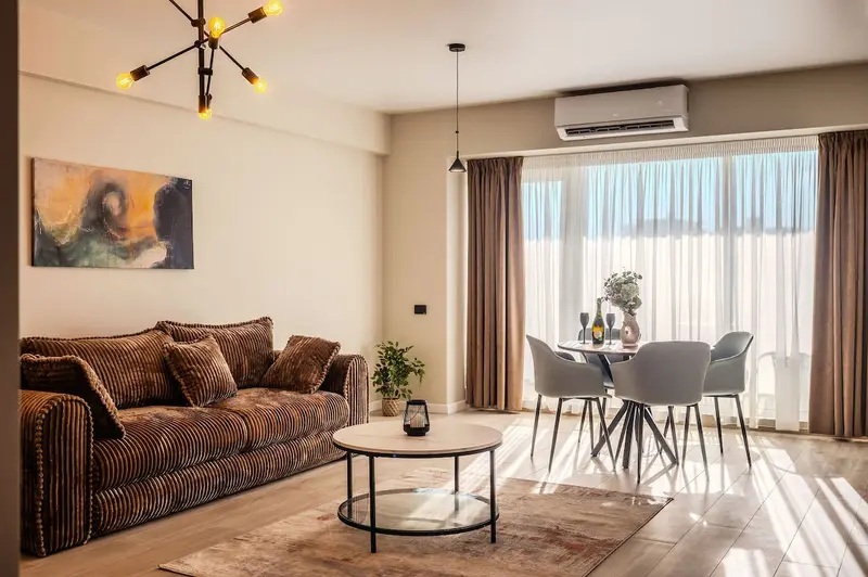 AC-134-Silver Shadow Collection (89 SQM 1BD City View) – 33
