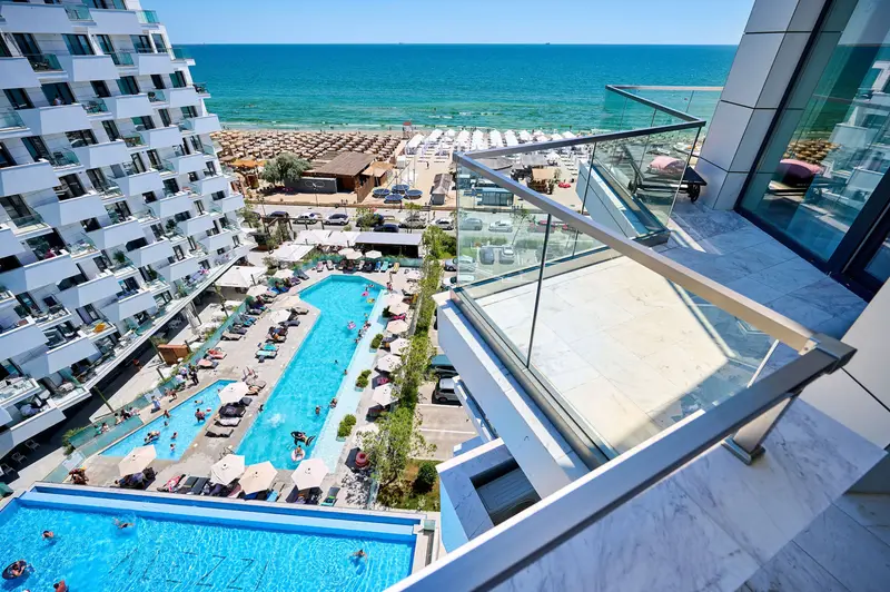 Stefinity Apartment in InfinityBeachResort-parking – 16