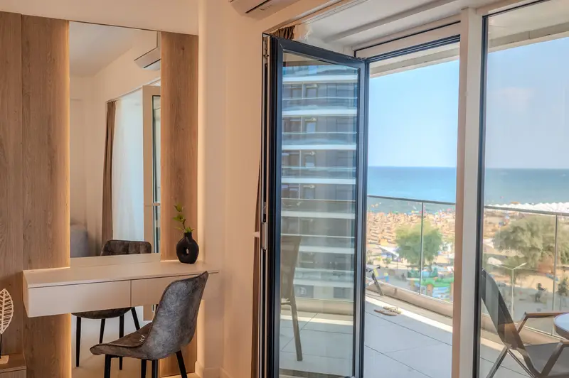 AC-417-DropTail Collection (93 SQM 1BD Front Sea View) – 4