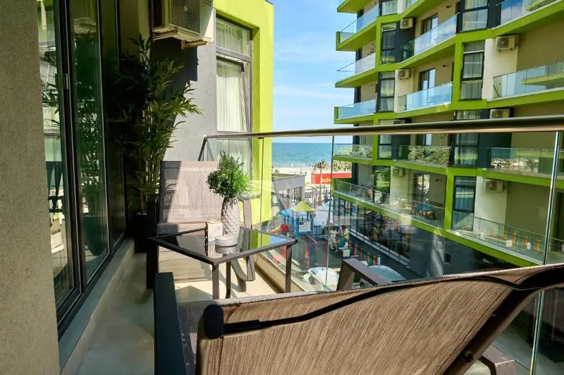 Blue Bamboo Apartment Spa Pools Resort and Parking – 20