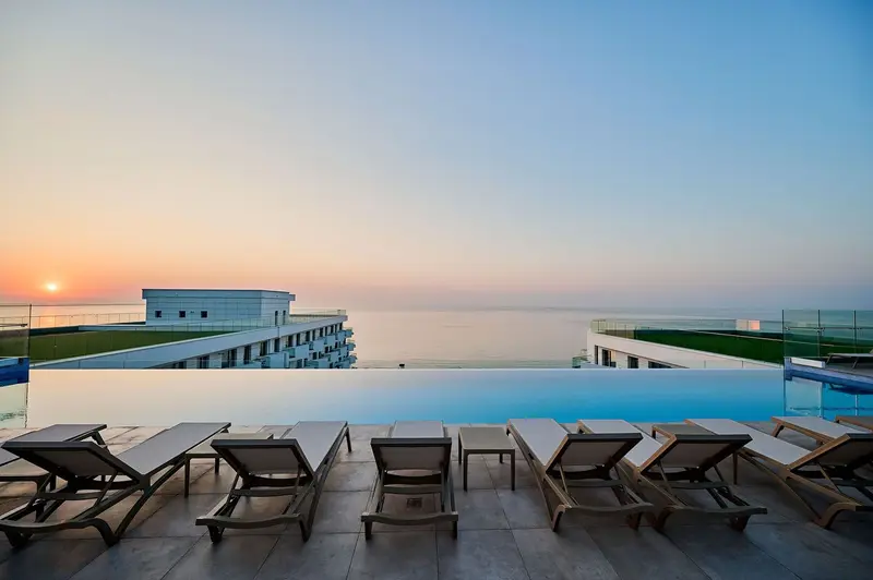 Sealand Apartment Infinity Pool Spa Resort-parking, Infinity Resort & SPA