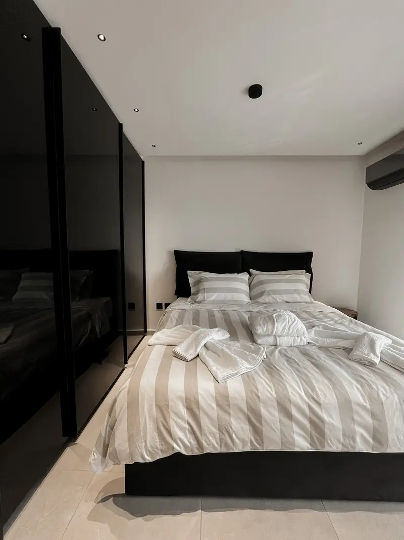 Aqua Vista Lagonisi Luxury 2BR by the Sea – 5