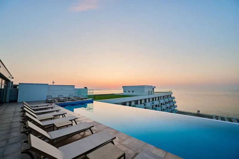 Sea Gem Apartment in Infinity Beach Resort parking – 37